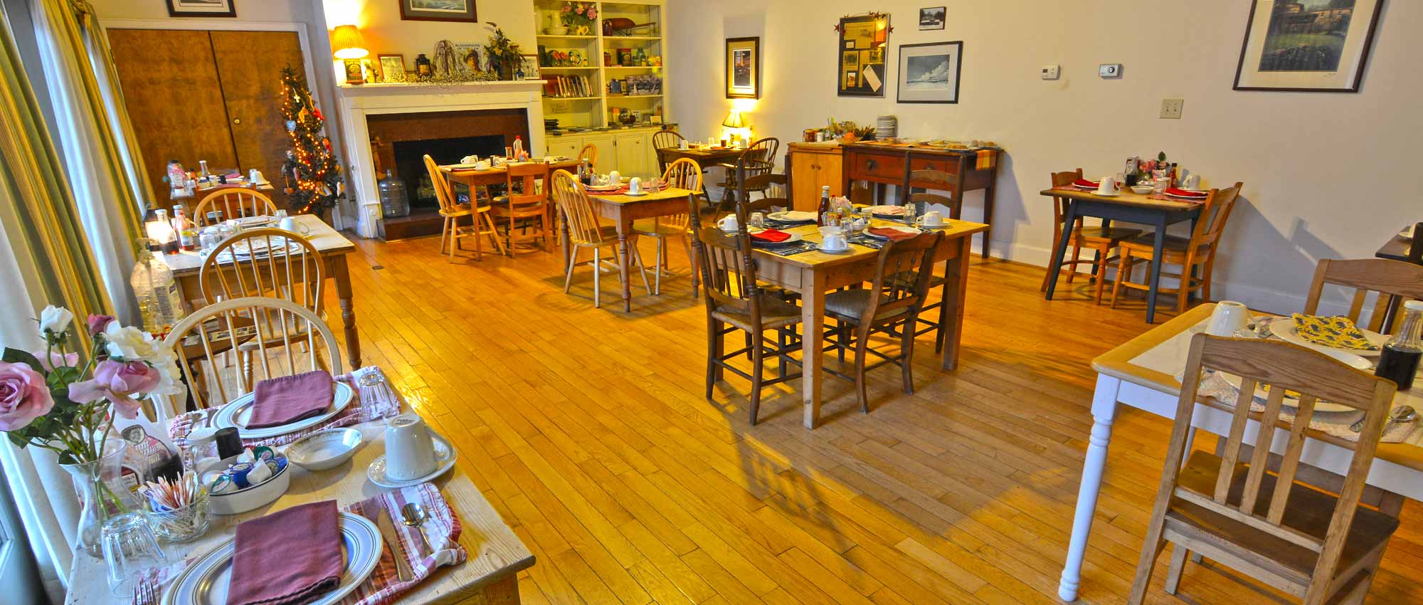 breakfast served daily